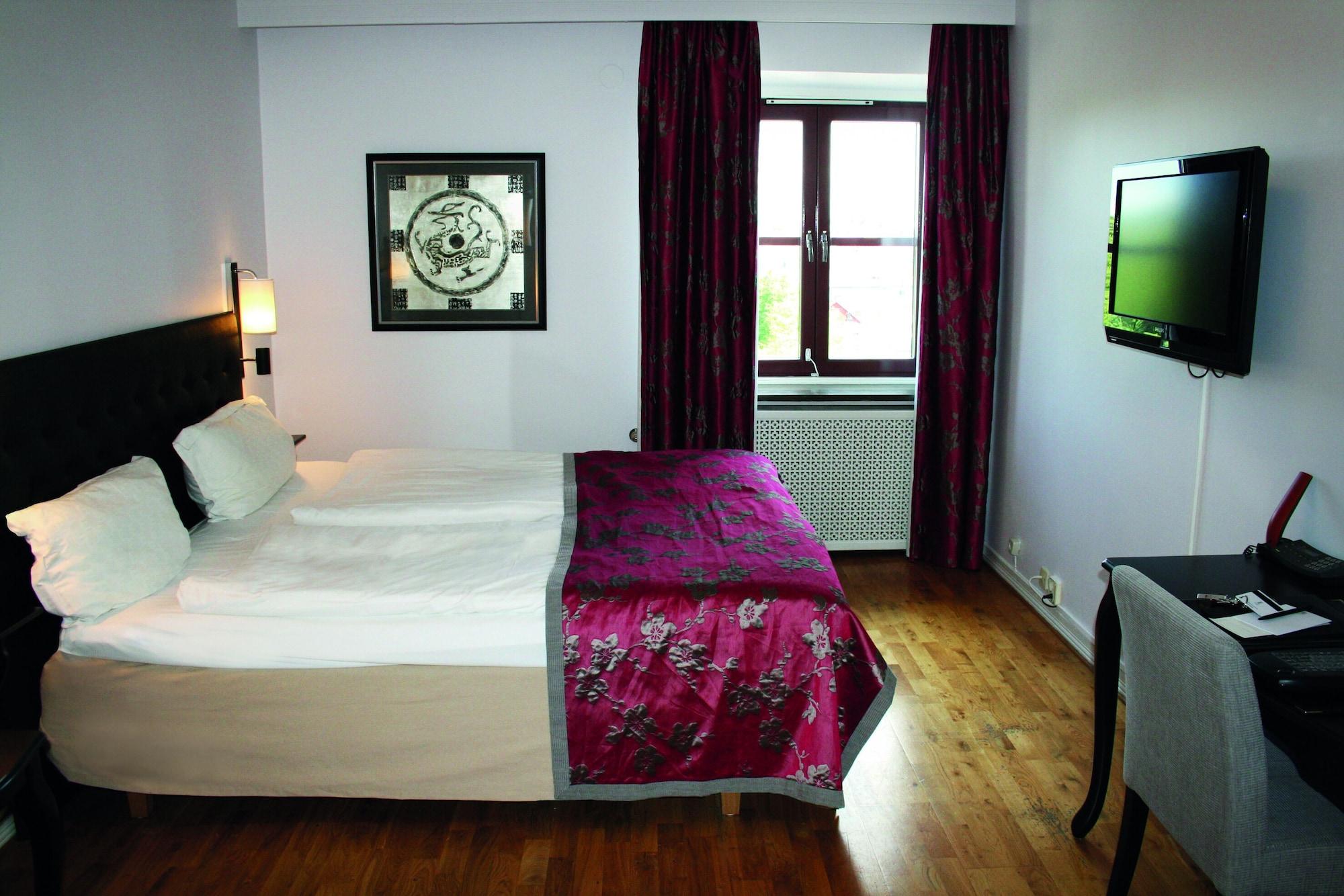 Elite Stora Hotellet Oerebro Esterno foto