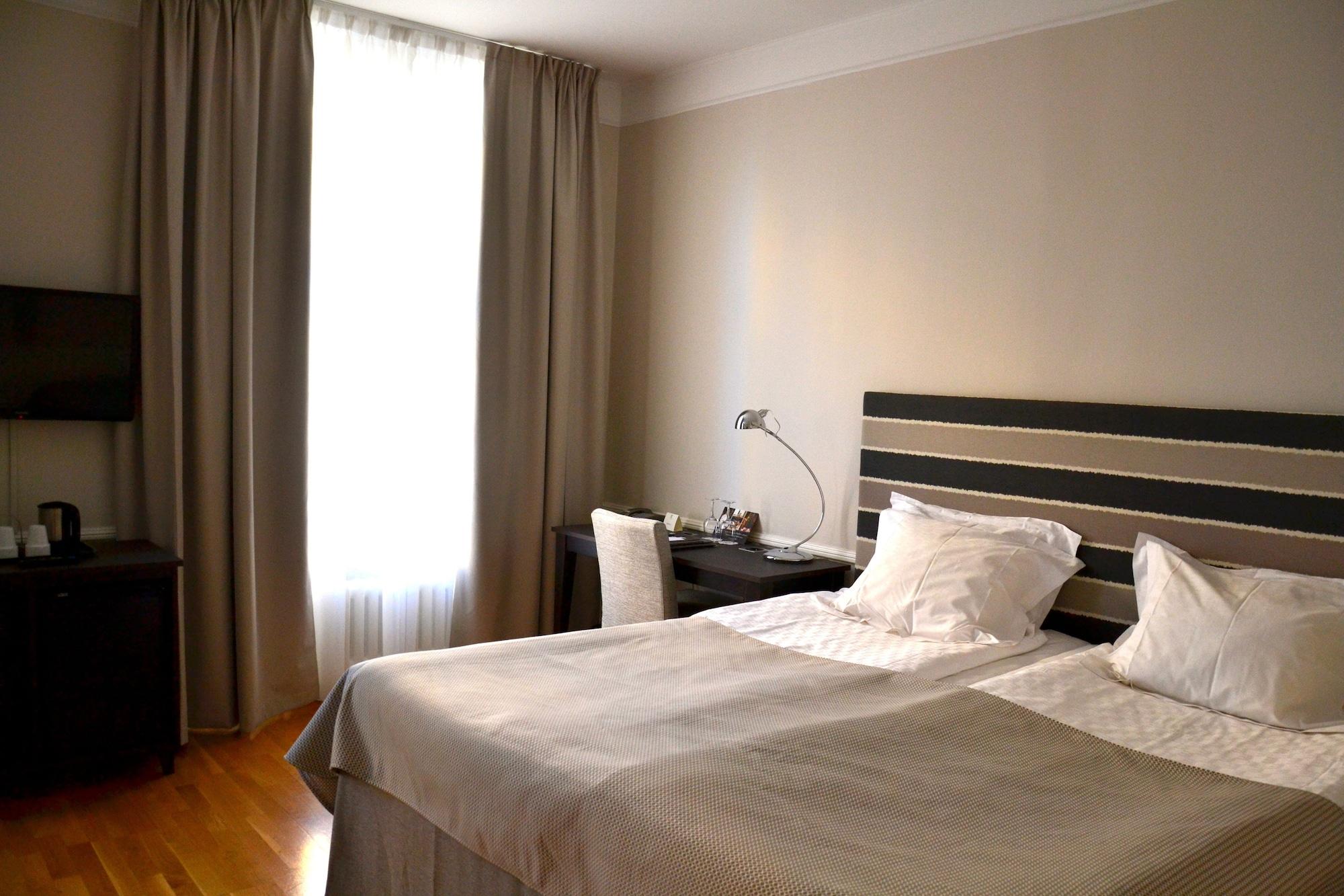 Elite Stora Hotellet Oerebro Esterno foto