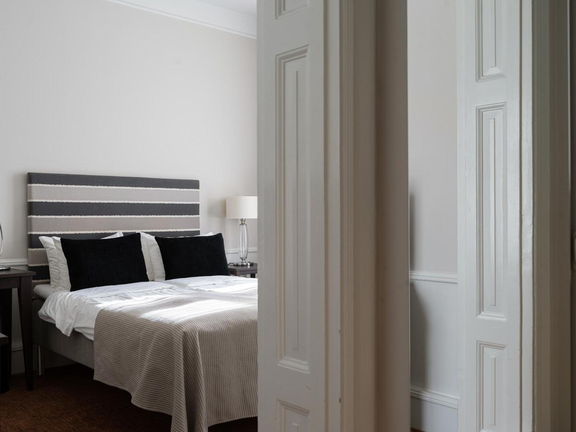 Elite Stora Hotellet Oerebro Esterno foto